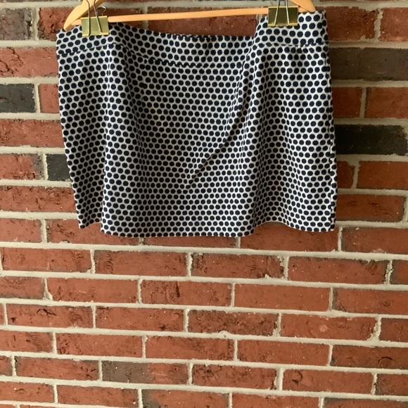 Gap polka dot mini skirt - Picture 2 of 4